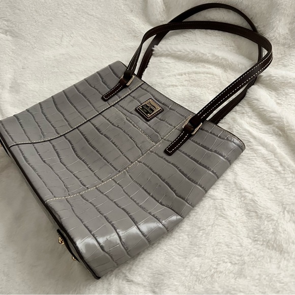 Like New Dooney & Bourke Grey Crocodile Lexington Tote - Picture 2 of 9